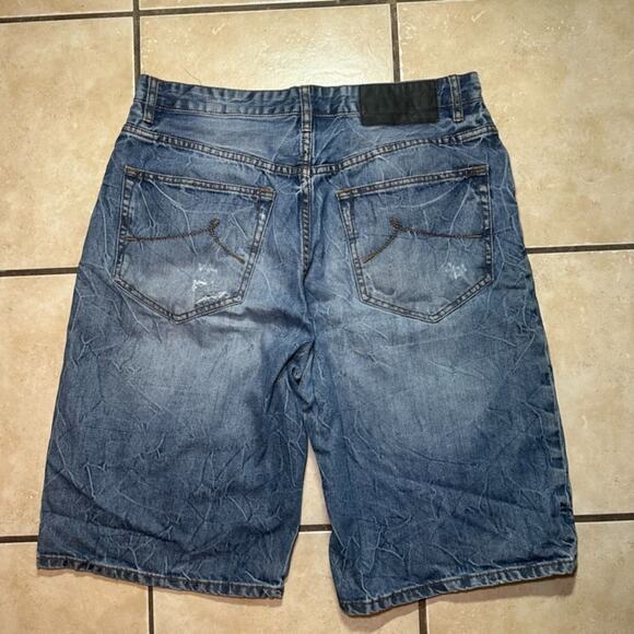 Vintage Y2K Rocawear Jean Shorts Blue Denim Baggy Distress Faded Mens Size 36x13 - Picture 1 of 9